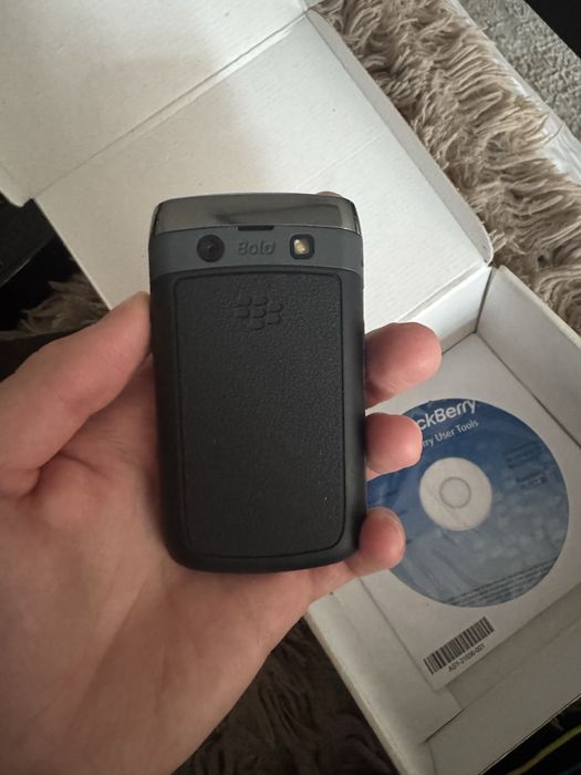 Продам телефон BlackBerry