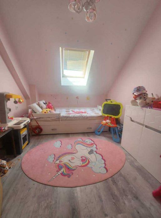 Тристаен апартамент