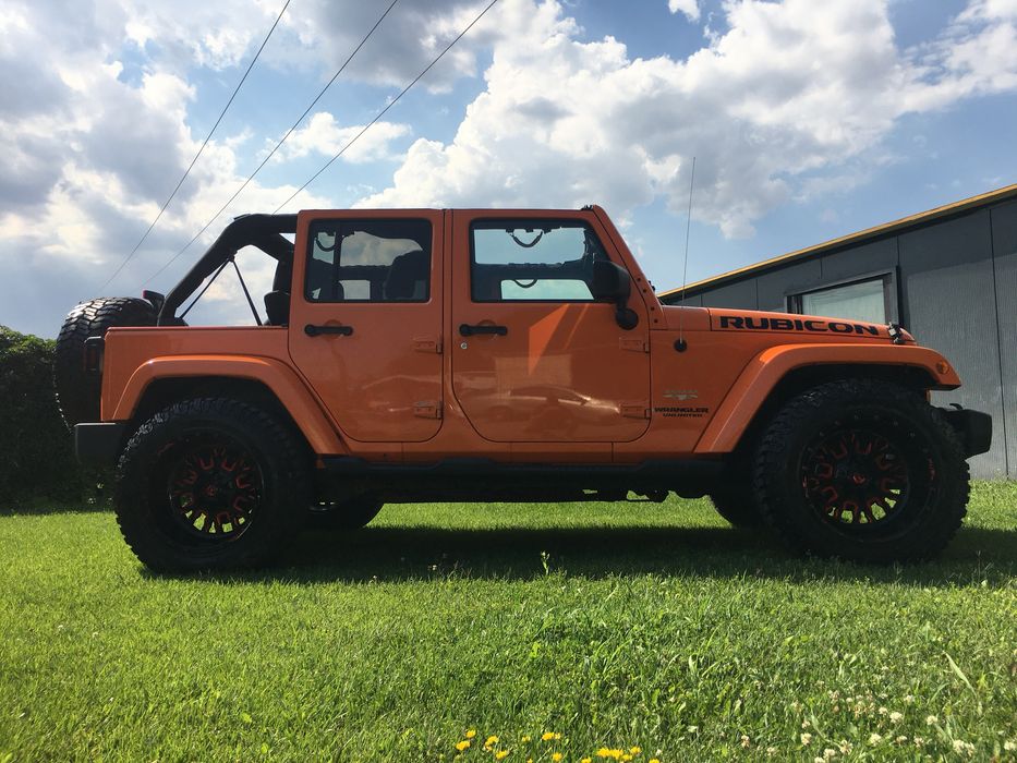 Jeep Wrangler Sahara