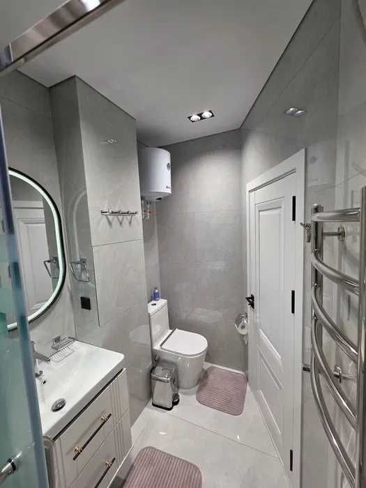 Яккасарой Дружба  Метро ёнида 2 хонали квартира ижарага берилади