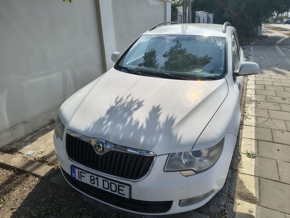 SKODA Superb 2012 — imagine 2