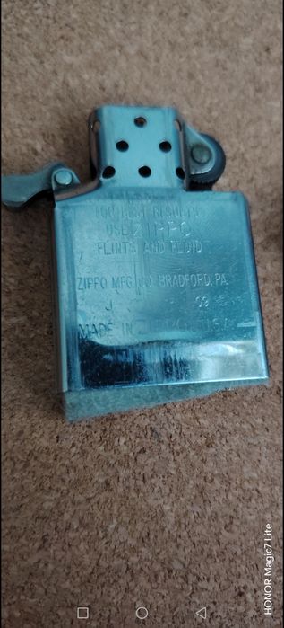 Бензинова запалка Zippo