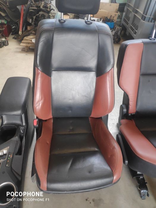 Кожен салон / Седалки Toyota RAV 4 / Тойота Рав 4 2015г.