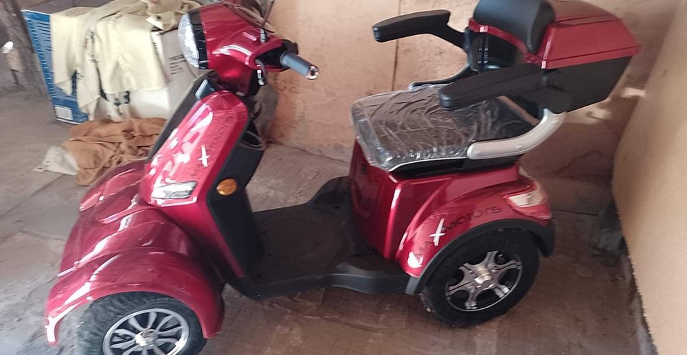 Електрически скутер нов и Колело със скорости немско !