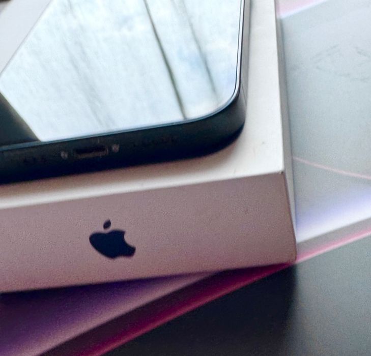 ***Raritate!!! iPhone 13 Impecabil cu JailBreak si iOS 16.1 / 128 Gb / Baterie 100% originală