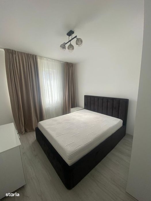 Apartament 3 camere decomandat, metrou Aparatorii Patriei
