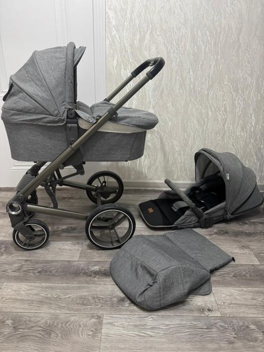 Каляска 2в1 люлка и летняя