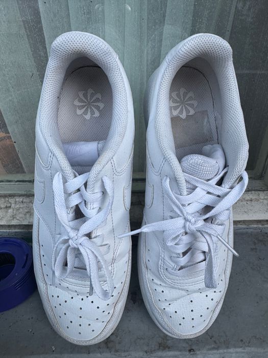 Маратонки Nike white court 43