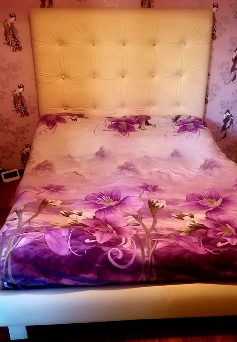 Продам кровать (двухспальная)