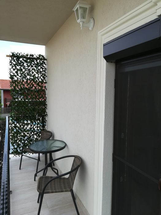 Închiriez apartament două camere