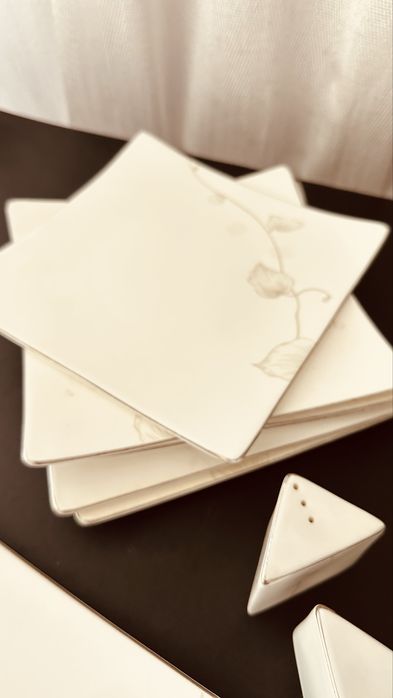 Столовый набор на 7 персон торг