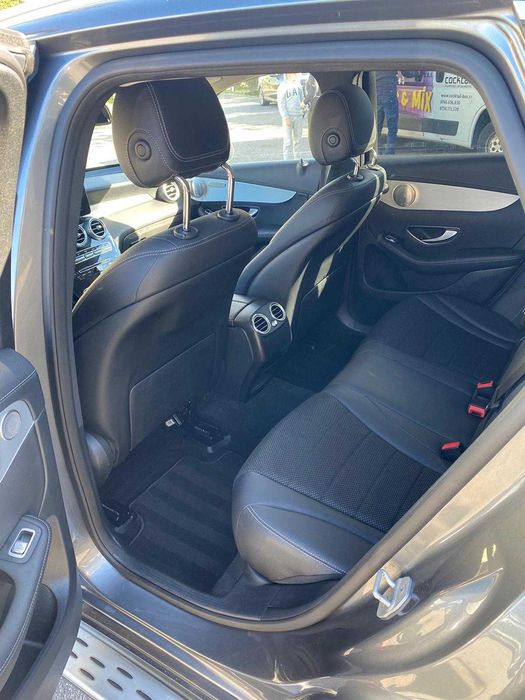 Mercedes GLC 250D (4*4) Pachet AMG