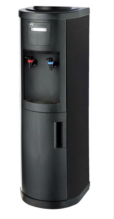 Различни диспенсъри за вода