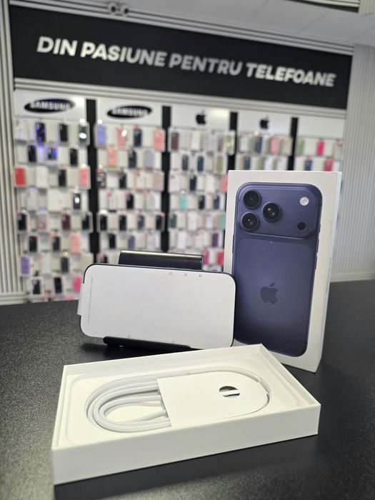 Iphone 17 Pro Max / Silver/Blue /  DeluxGSM