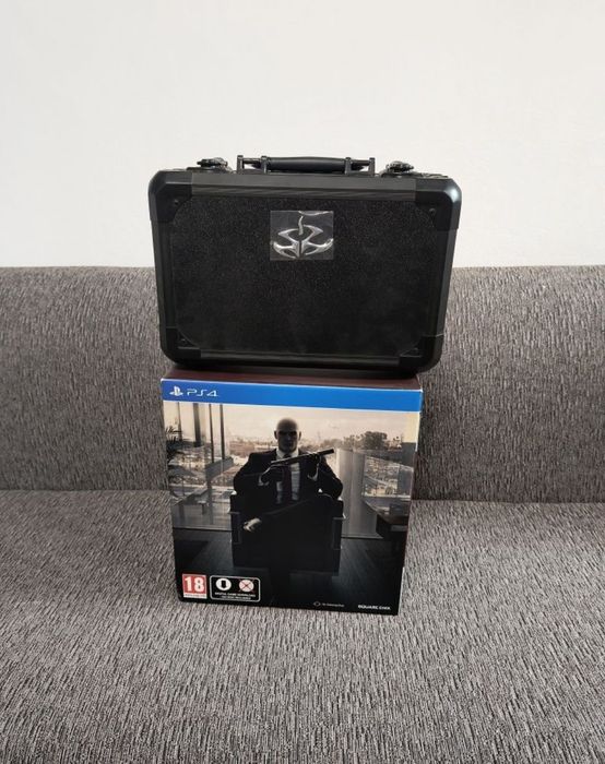 Hitman Collectors edition, Agent 47 , suitcase PS4