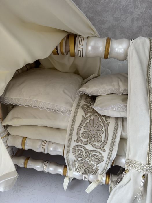 Продам новый бесик