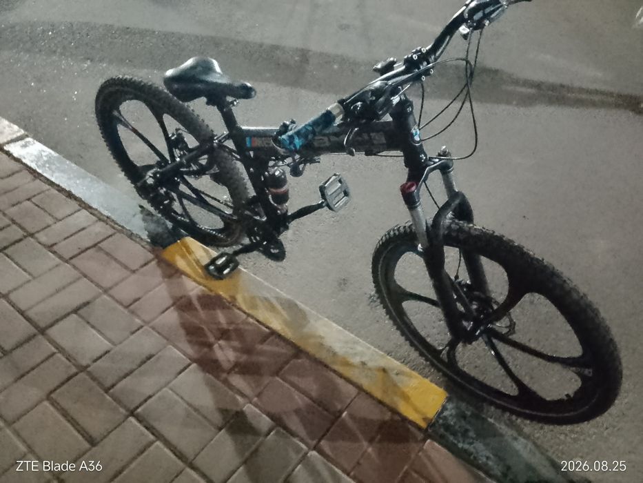Продаю велосипед БМВ