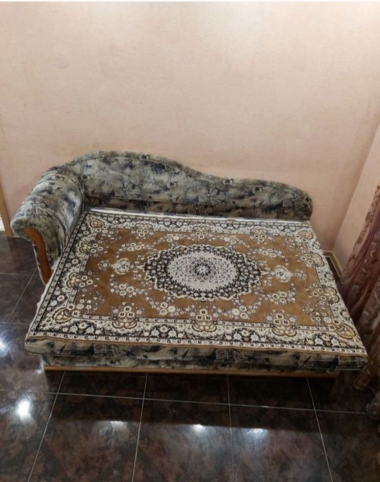 Продаю шикарную тахту