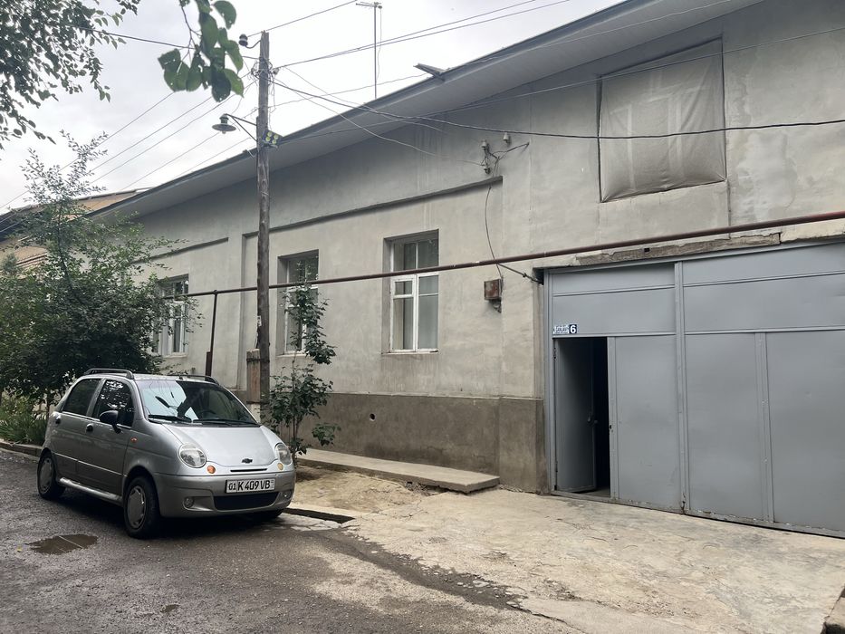 Toshmi postidan 12 km ichkarida Tolabe oqtomda sotiladi