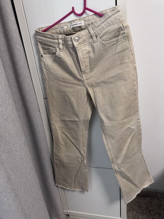 5 perechi blugi si pantaloni 100 lei impreuna