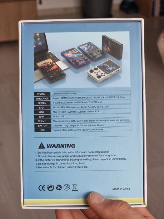 Consola de jocuri video portabilă retro R36s Plus, actualizată în 2025