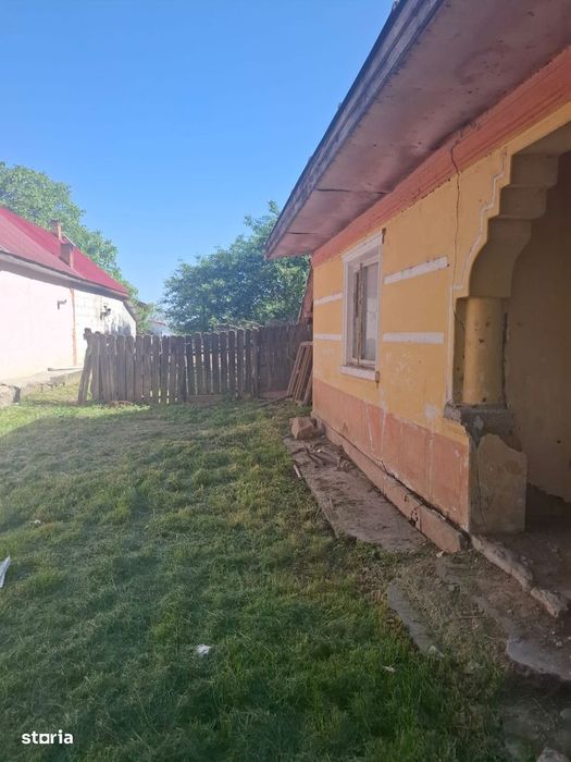 De vanzare casa batraneasca in comuna Horia,situata pe teren de 2156mp