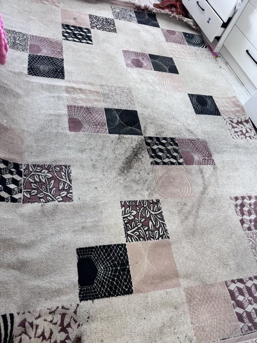 Продам ковер напольный