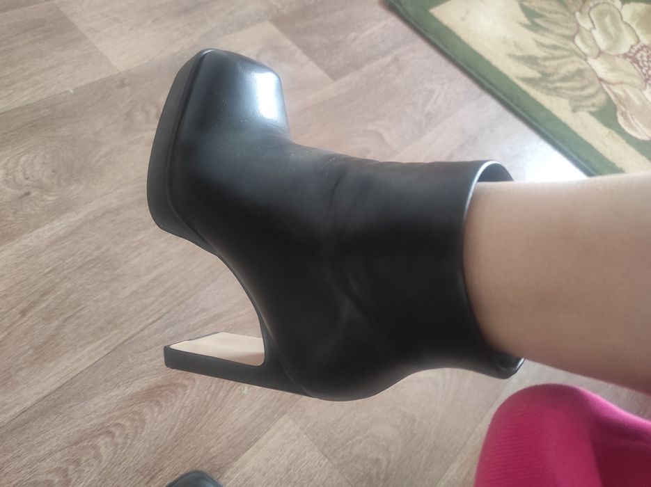 Кузги  етик сатылады