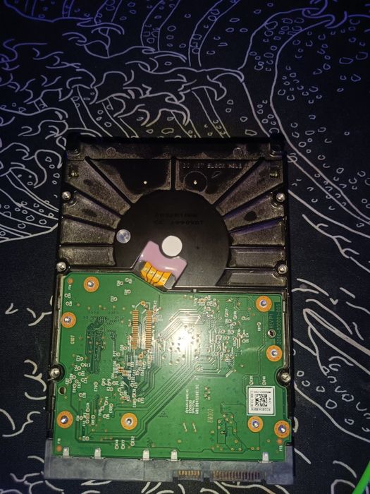 Продается жесткий диск на 6 ТБ