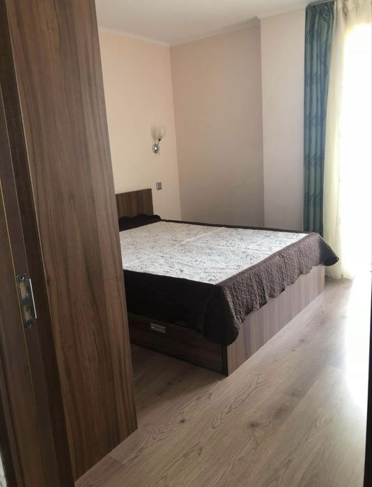 Vand apartament 3 camere