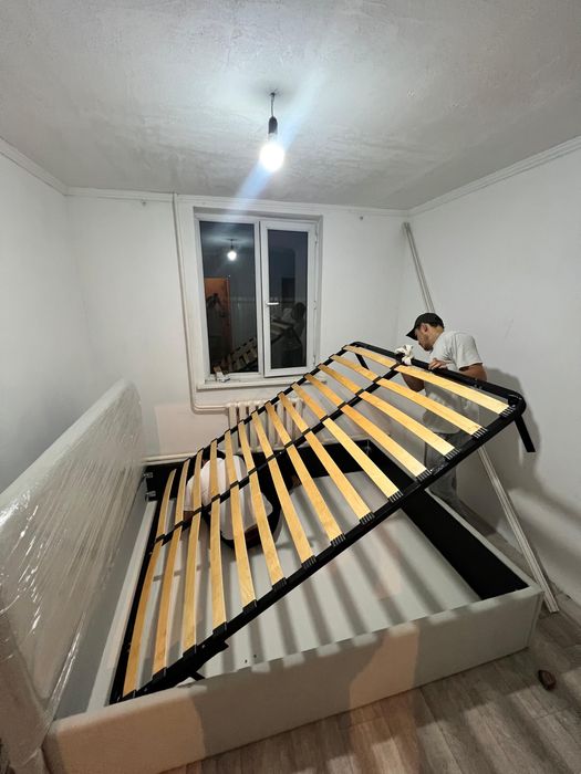 Двуспальная кровать 200х160 б/у