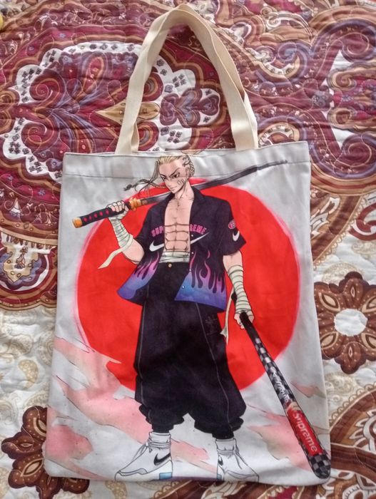 Шопер с аниме персонажем