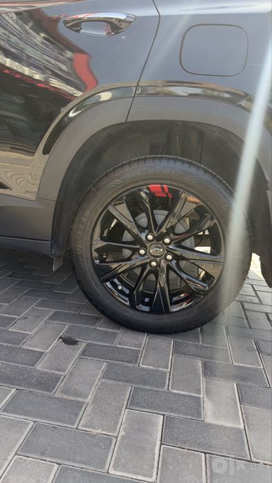 tracker 2 redline