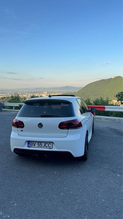 Volkswagen Golf 6R 2.0TSI 270CP