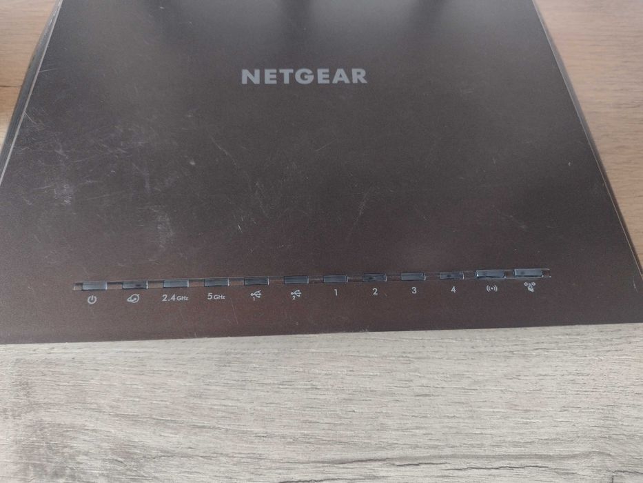 NetGear R7000 Nighthawk AC1900 Smart WiFi Router