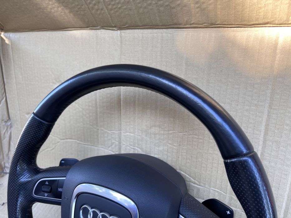 Перфектен волан с пера от Ауди А5 Кю5 Audi A5 Q5