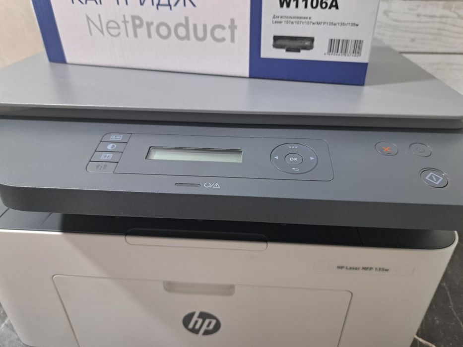 Продам МФУ принтер 3в1 HP Laser Jet MFP 135W  (идеал)