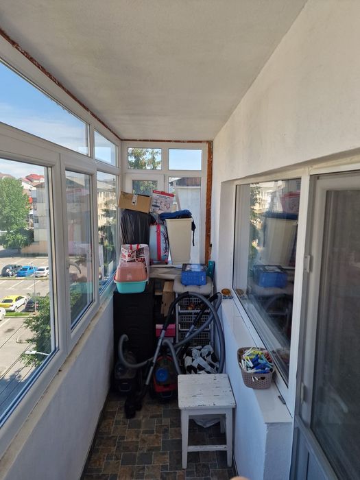 Apartament 2 camere decomandat etaj 4