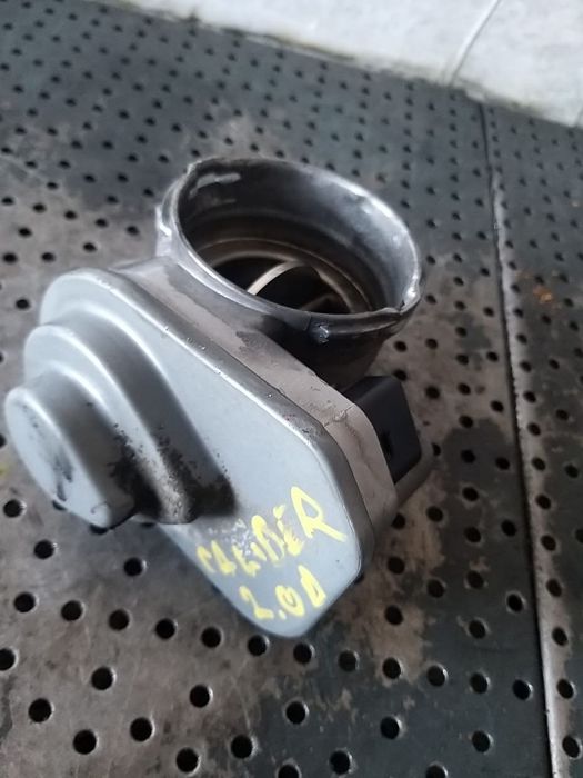 Clapeta acceleratie 2.0 crd dodge caliber 038128063m
