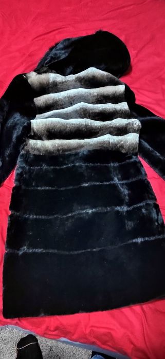 Продаётся Шуба мутон женская