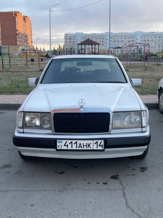 Mercedes benz w124