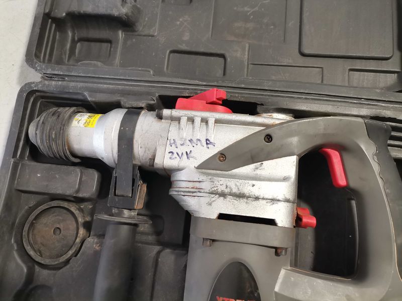 Перфоратор - Xtreme 900 W - 16