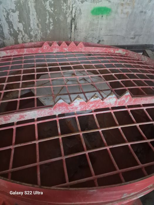 Продам бетоносмеситель DEX 500