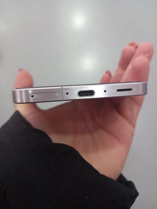 Samsung A56  като нов,без никакви забележки