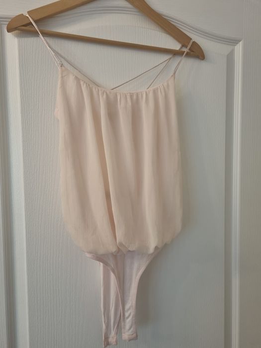 Maieu bej Bershka XS body