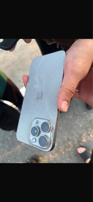 Продам IPHONE 15 PRO MAX 256GB Серебристый!!