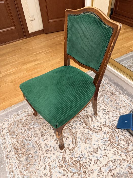 Продам стулья антиквариат