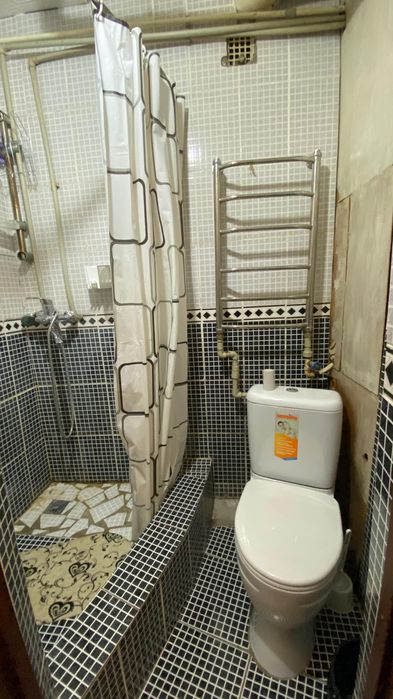 1 бөлмелі пәтер жалға беріледі.