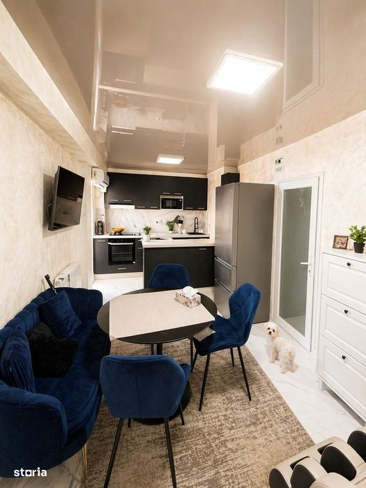 De vânzare apartament 4 camere + mansarda zona plantelor la cheie