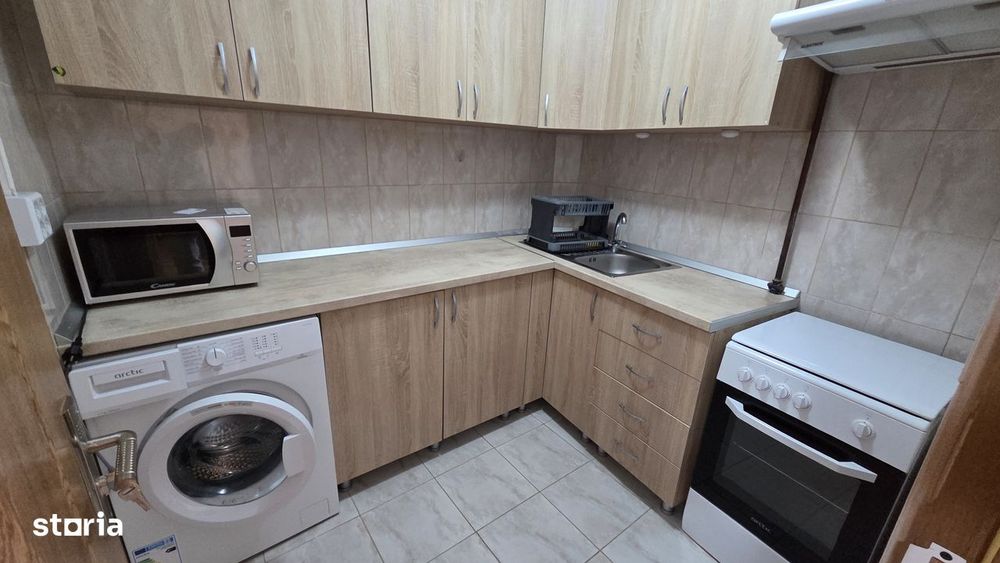 De inchiriat pret 160